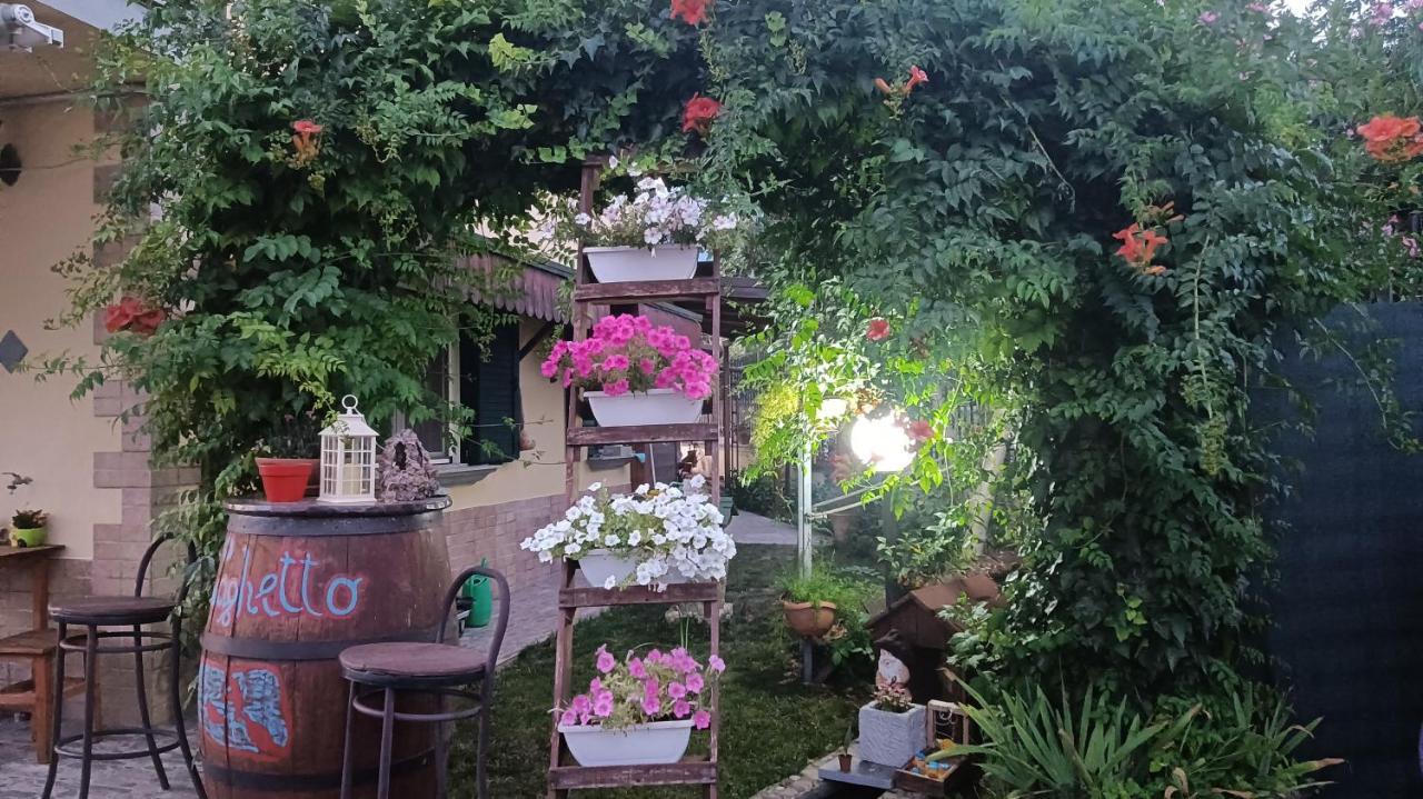 Il Laghetto Acomodação com café da manhã Castrovillari Exterior foto