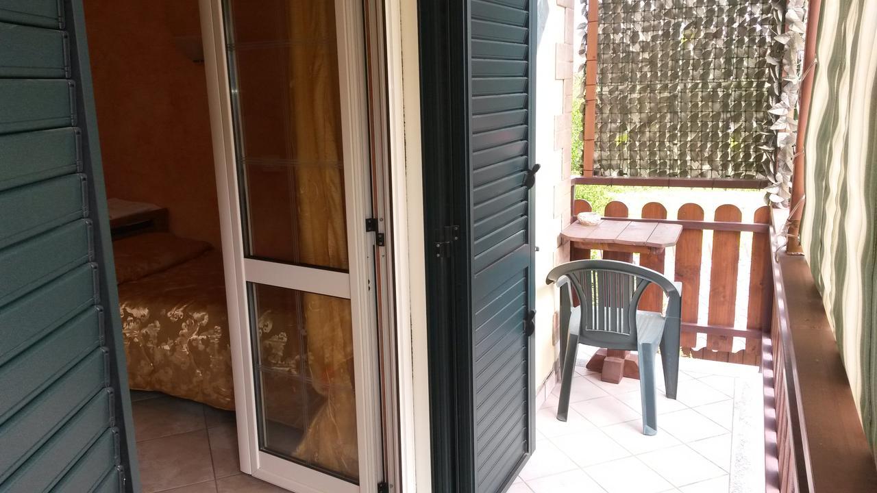 Il Laghetto Acomodação com café da manhã Castrovillari Exterior foto